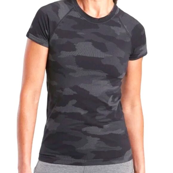 NWOT Athleta Momentum Seamless Camo Tee - Picture 1 of 5